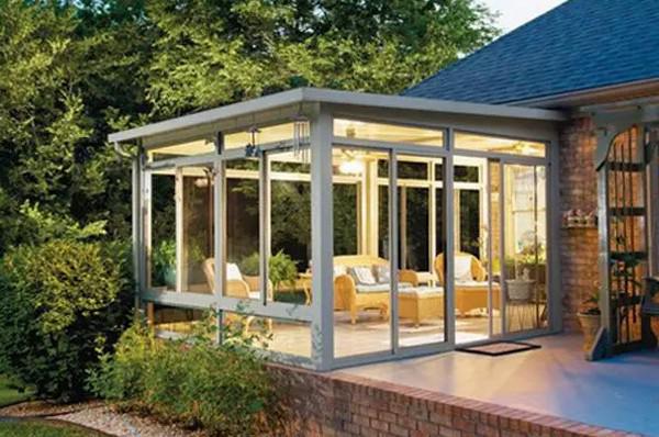 陽光房玻璃自爆的常見原因